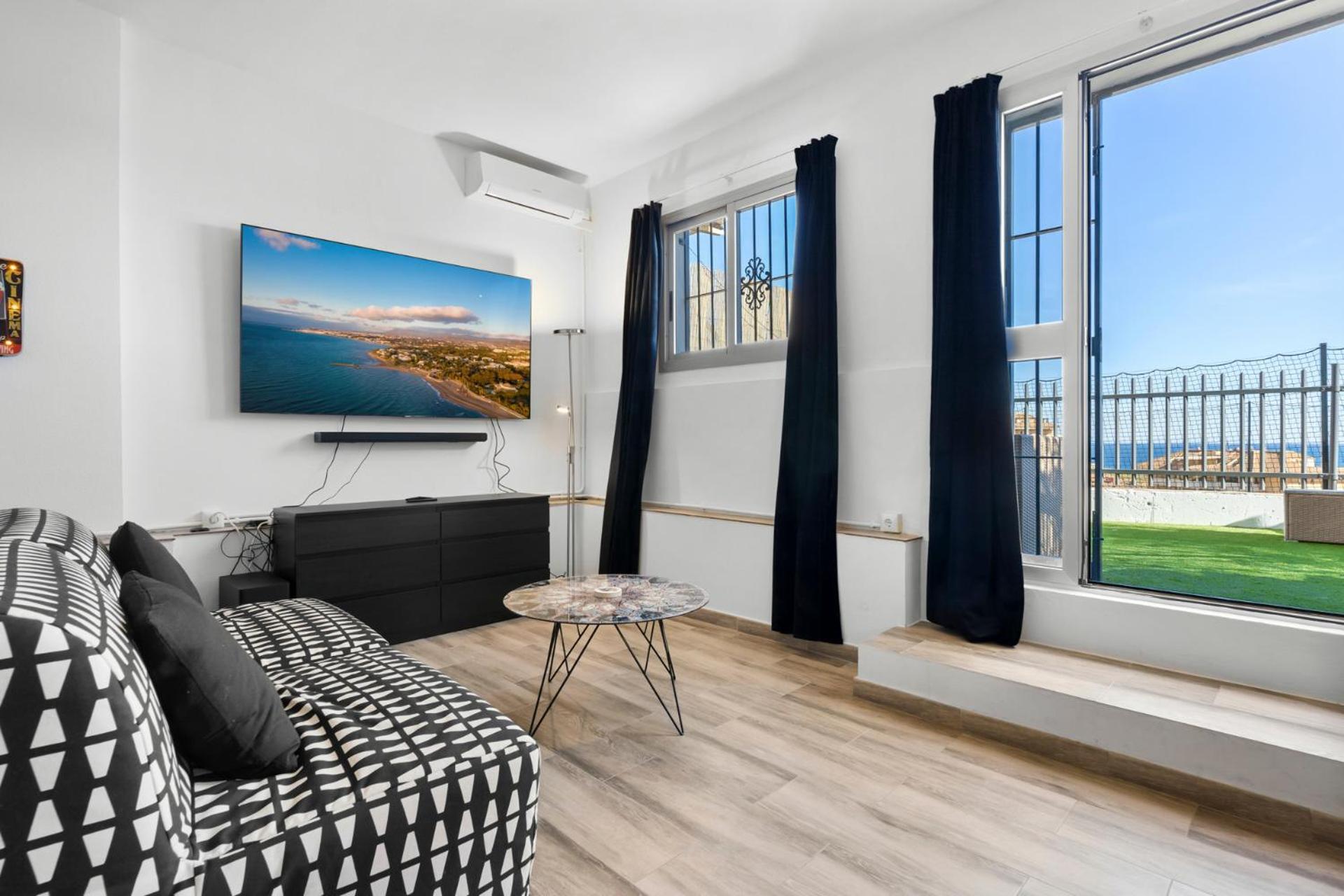 Stunning Townhouse With Pool, Gym And Seaviews By Costarentals - Ref 162 Apartment